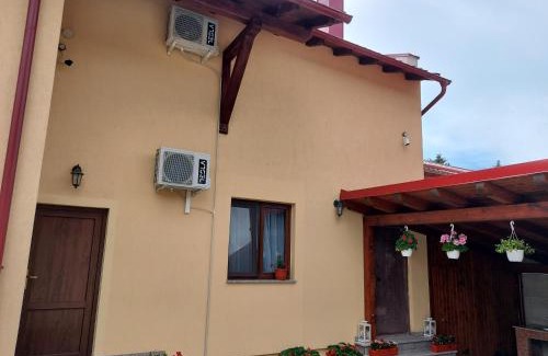 Borsa House | CASA MONTIS