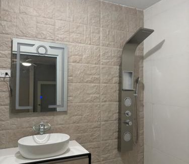Isabel II House | Casa Morales