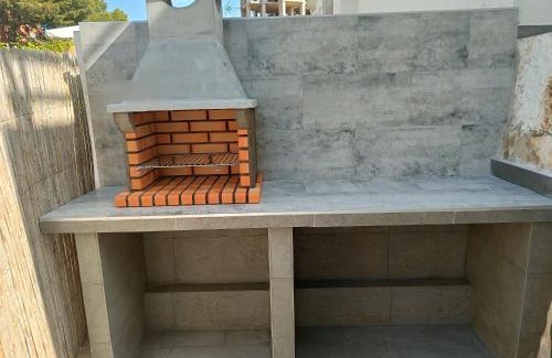 Cala House | Casa MYA con terreno privado y parking compartido - a 800m de Playa Poniente