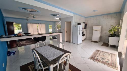 Mococa House | Casa na praia Mococa, Condomínio e wi-fe