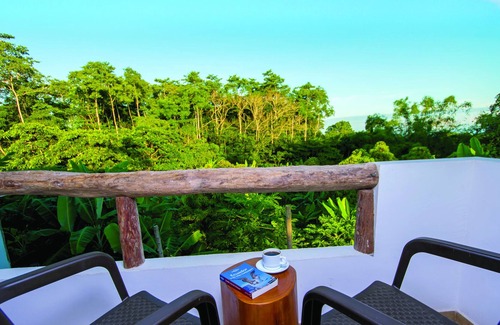Puerto Ayora Cabin | Casa Natura Galapagos Lodge