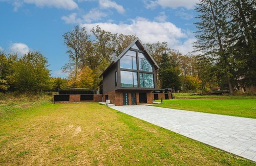 Brestovac Villa | Casa Negra