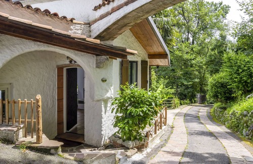 Arolo House | Casa nel Bosco by Interhome