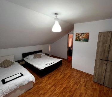 Berislavesti House | Casa NIB Calimanesti