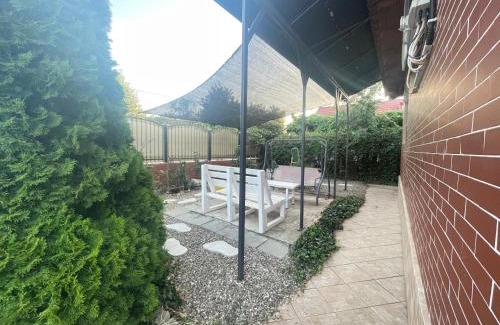 Mangalia House | Casa Nich
