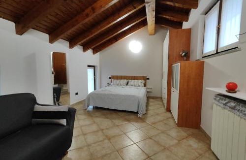 Borgomanero Apartment | Casa Ninetta