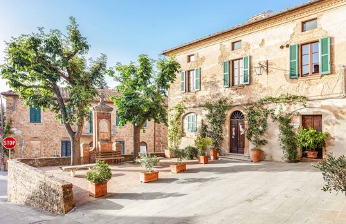 Castelmuzio Villa | Casa Nobile - Five Bedroom Villa, Sleeps 9