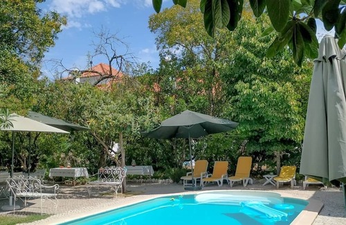 Vila Nogueira de Azeitao House | Casa Oliveira