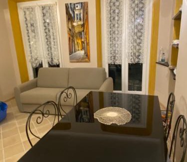 Genoa Historical Centre Apartment | Casa Orefici, 4 Apartments in front of Aquarium!