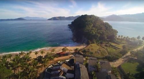 Lazaro House | Casa Pé na Areia Condomínio fechado com piscina resort na Sununga - Ubatuba