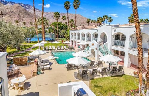 Uptown Design District Hotel | Casa Palma Hotel & Bungalows
