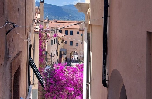 Portoferraio Old Town Apartment | Casa Piazza Padella - Goelba
