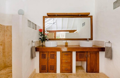 La Iglesia Bed & Breakfast | Casa Picaflor