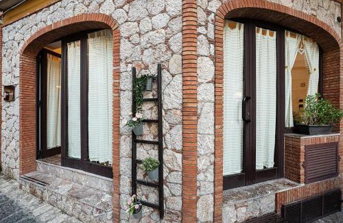 Castelmola Apartment | Casa Pirri