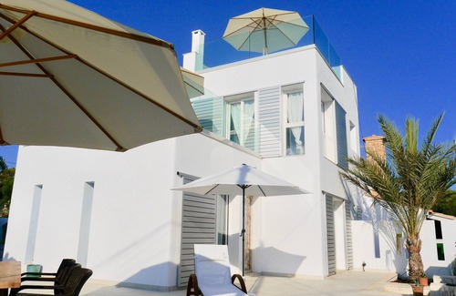 Cala Llombards Villa | Casa Poggibonsi al Mar ⚓️ -pool,sea view,on the beach in 3 minutes,roof terraces