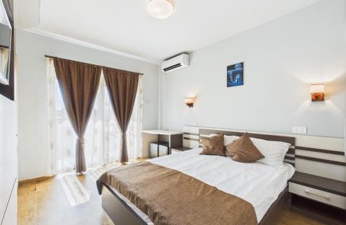 Doua Mai House | Casa Pontica