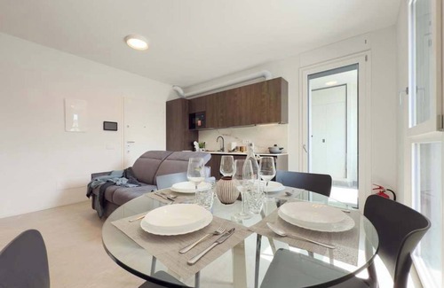 Ponte Seveso Apartment | Casa Raffaele, modern design next to central station