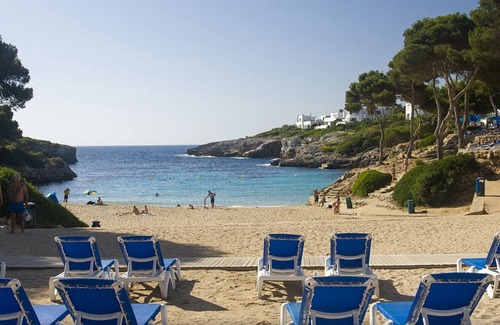 Cala d'Or House | Casa-RiFu is only a few minutes walk from the center of Cala d'Or and the beaches.