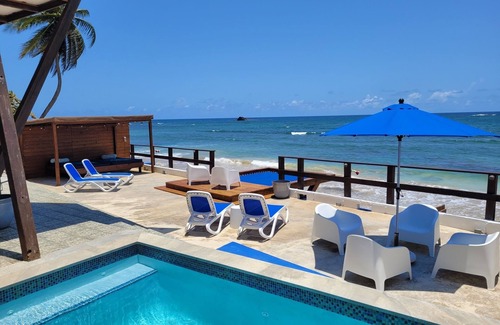 Puerto Nuevo Ski Chalet | CASA ROARK OCEAN FRONT CHALET