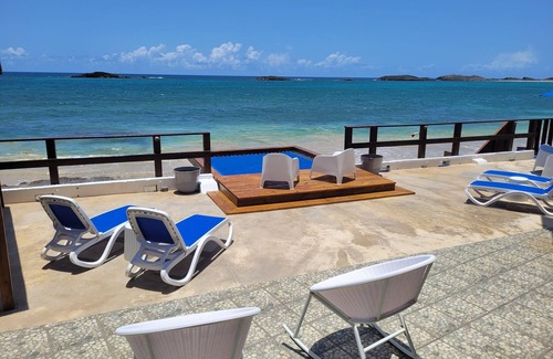 Puerto Nuevo Ski Chalet | CASA ROARK OCEAN FRONT CHALET