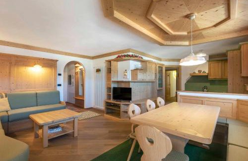 Cavalese Apartment | Casa Rododendro - Cavalese Dolomites