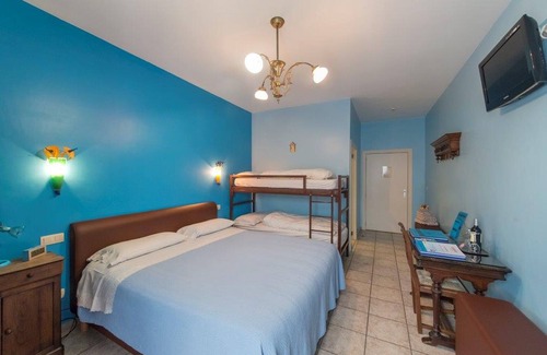 Zonhoven House | Casa Roman - Bed & Breakfast