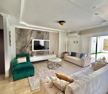 La Aurora Villa | Casa Rossy