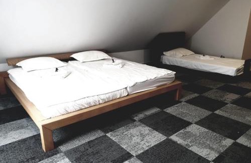 Galanesti Apartment | Casa Rotari