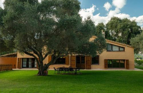 Santa Eulalia de Roncana House | Casa rural El Bruguer Vell