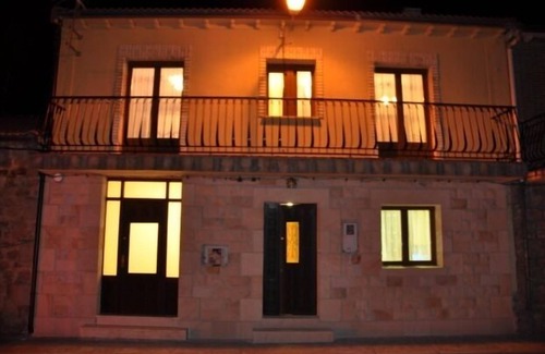Canicosa de la Sierra Cottage | Casa Rural Bocanegra for 2 people