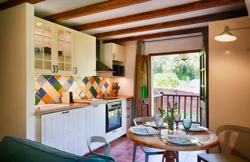 Sales de Llierca Apartment | Casa Rural Can Cruanyes (Cirerer)