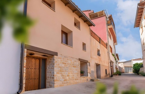 Berge House | Casa Rural El Ahora, tradition, art and design.