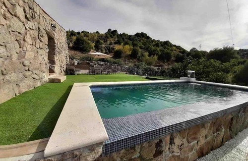 El Barraco House | Casa rural en El Burguillo -Vitalia 2 CR-AV-1251