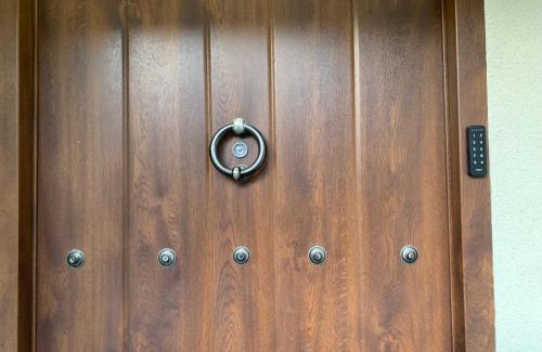 Bustiello Ski Chalet | Casa Rural en Santa Cruz-Mieres