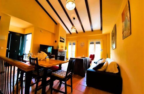 Aracena House | Casa Rural Gurumelo