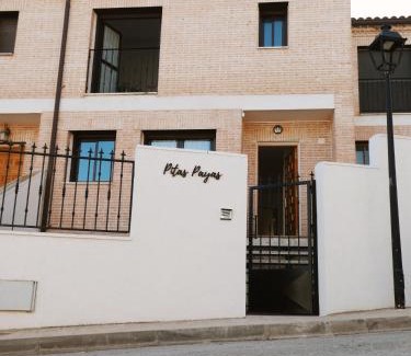 Hita House | Casa Rural pitas Payas