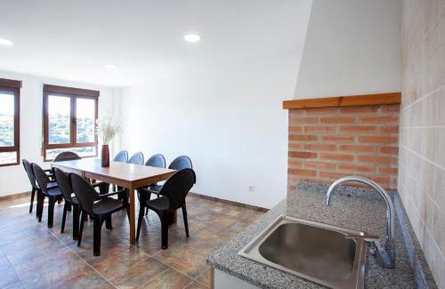 Benafer House | Casa rural Torre Buena Vista a 40 minutos de Valencia con gran jacuzzi y vistas maravillosass
