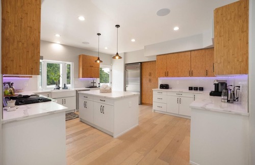 Studio City Villa | Casa Saban - Private Villa Near Disneyland+Downtown LA | Pool