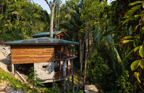 Black Rock House | Casa Santa Maria - Jungle River Retreat, Off-The-Grid, Seclude Get Away.