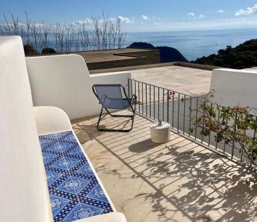 Filicudi House | Casa Serena