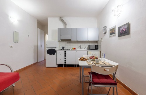 Novoli - San Donato Apartment | Casa Sofia