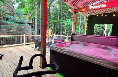 Woodridge Cottage | Casa spa House