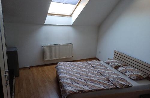 Lazaret House | Casa Spatar