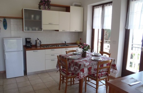 Torri del Benaco Apartment | Casa Stefano n. 1 - spectacular lake view - parking - free WIFI