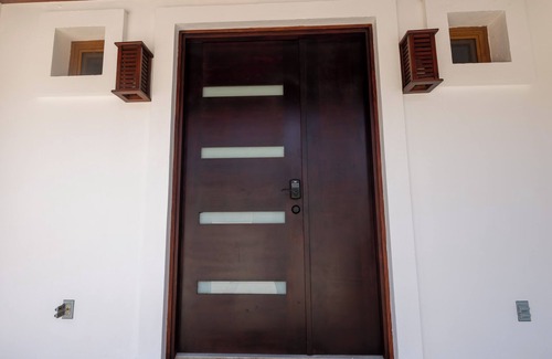 Lighthouse Estates House | CASA SUNRISE, luxury beach vacation house.