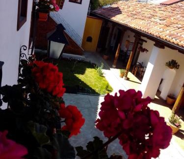 Del Cerrillo House | Casa Tequio
