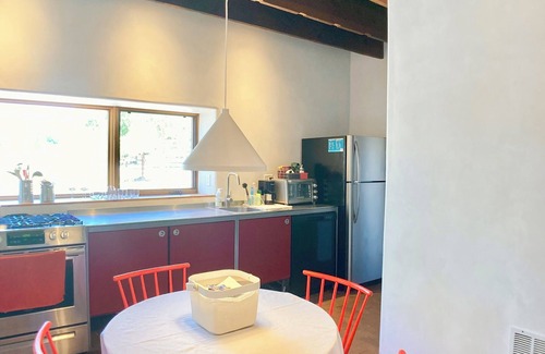 Los Duranes House | Casa Terrone: Walk Along the Acequia