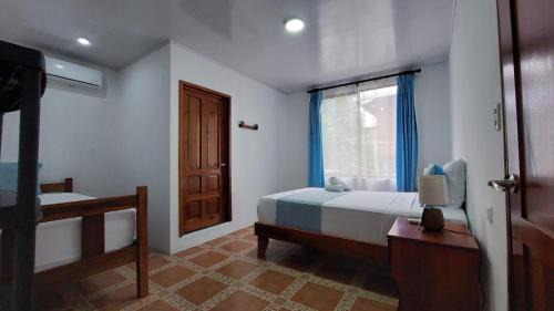Tortuguero House | Casa THIREMA Tortuguero