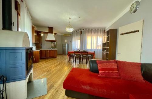Giavera del Montello Apartment | Casa tra storia e prosecco