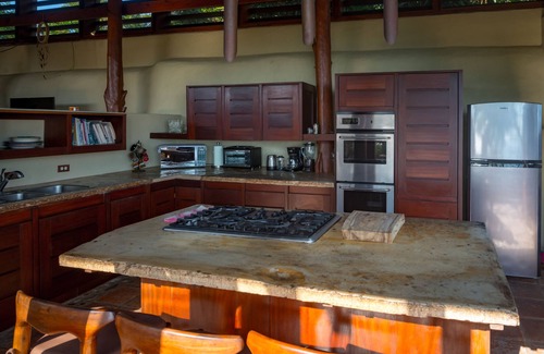 San Juan del Sur Villa | Casa Tranquila- 4bdrm, private pool, fibre optic and ocean views in the jungle